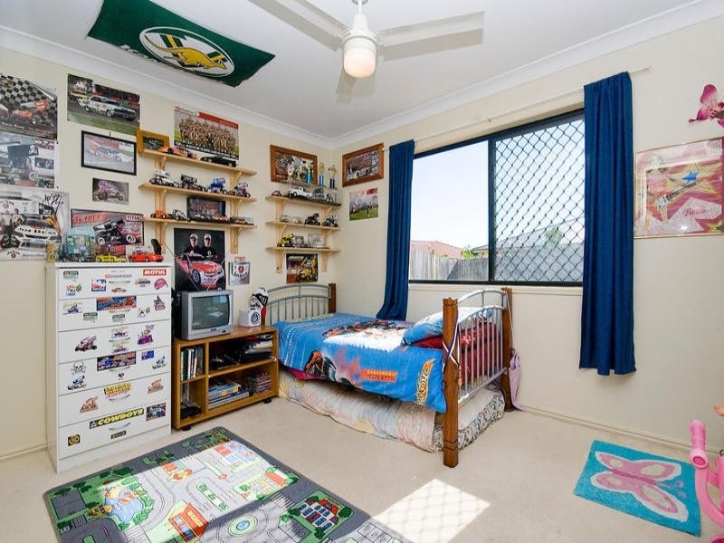 6 Carnegie Close, Parkinson QLD 4115