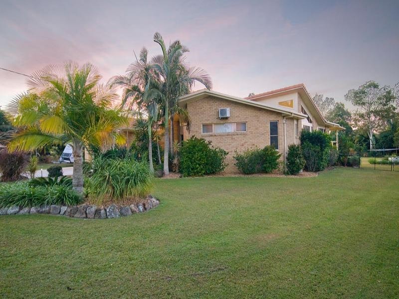 25 Dalkeith Court, Park Ridge South QLD 4125