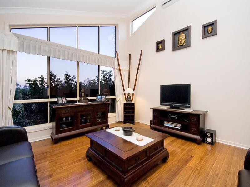 25 Dalkeith Court, Park Ridge South QLD 4125