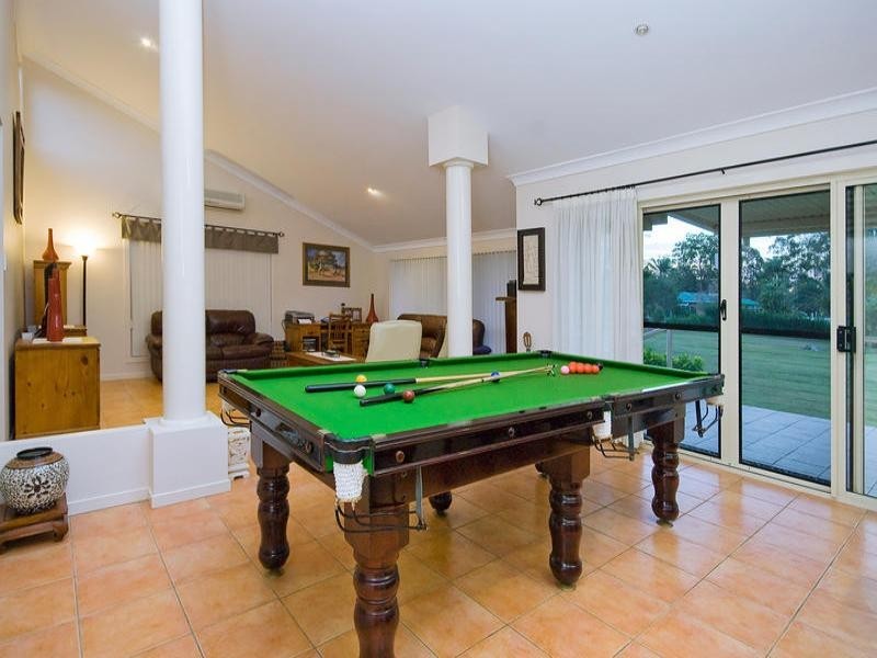 25 Dalkeith Court, Park Ridge South QLD 4125