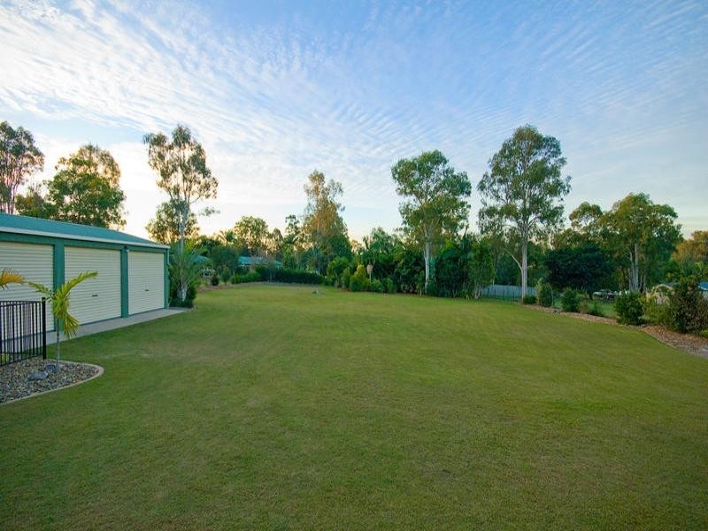25 Dalkeith Court, Park Ridge South QLD 4125