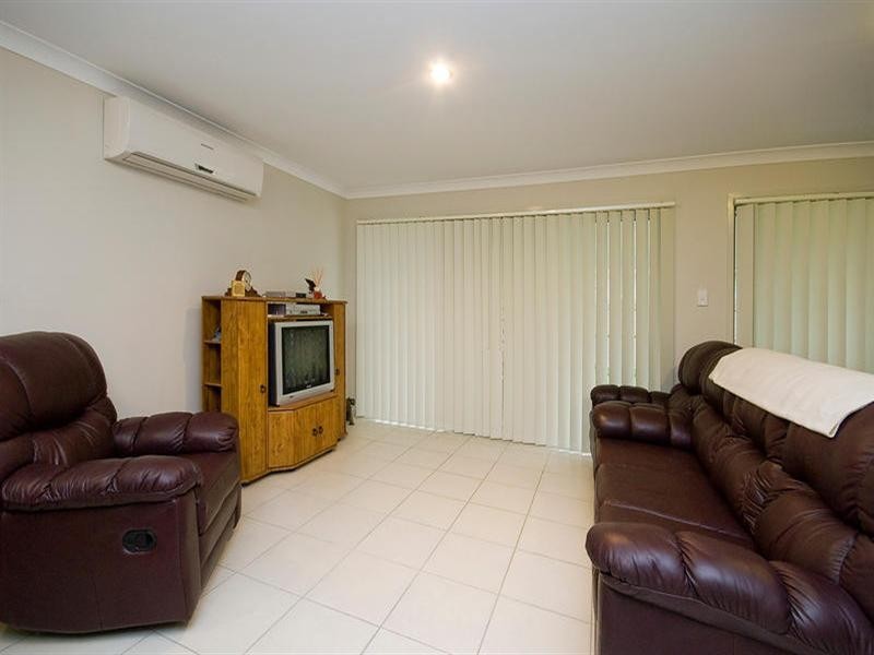 10 Hudson Street, Calamvale QLD 4116