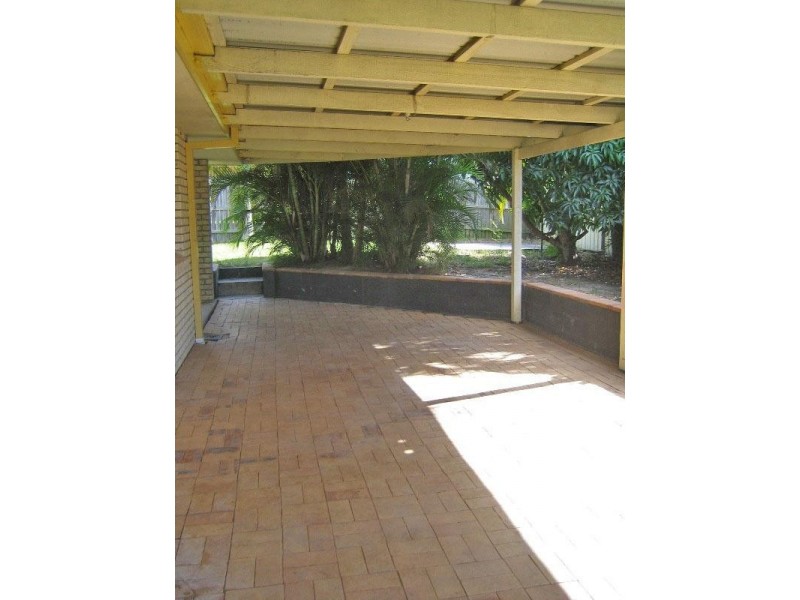 4 Wallace Street, Crestmead QLD 4132