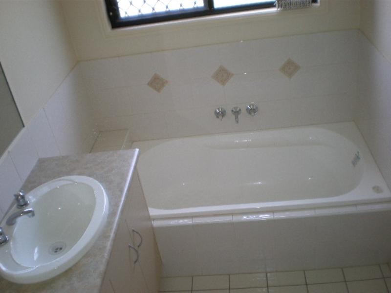 Parkinson QLD 4115