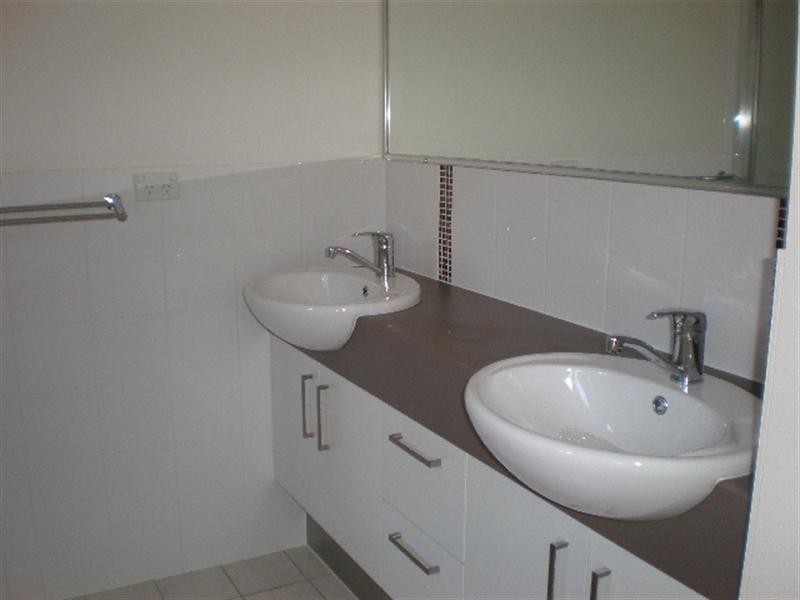Doolandella QLD 4077
