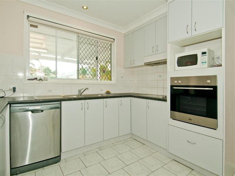 17 Solandra Crescent, Calamvale QLD 4116