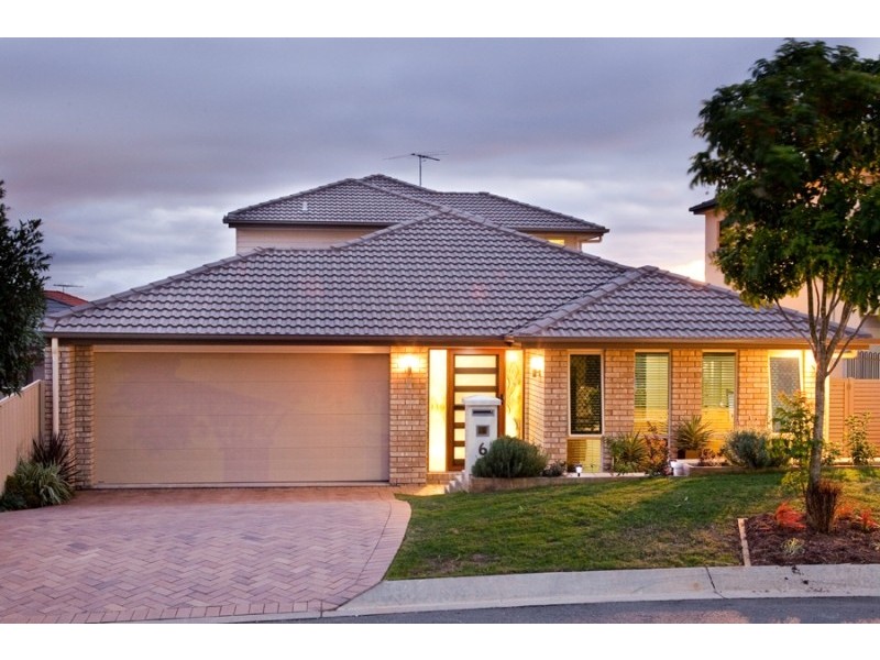 6 Larapinta Circuit, Parkinson QLD 4115