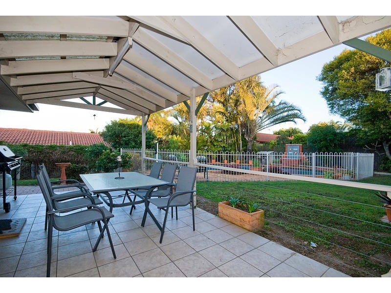 11 Copeton Crescent, Parkinson QLD 4115