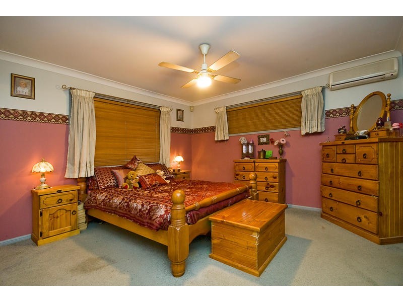 11 Copeton Crescent, Parkinson QLD 4115