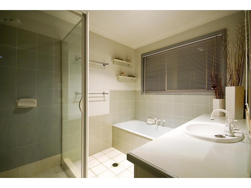 11 Copeton Crescent, Parkinson QLD 4115