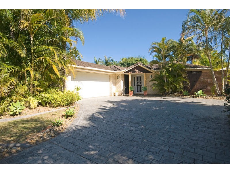 63 Bannockburn Crescent, Parkinson QLD 4115