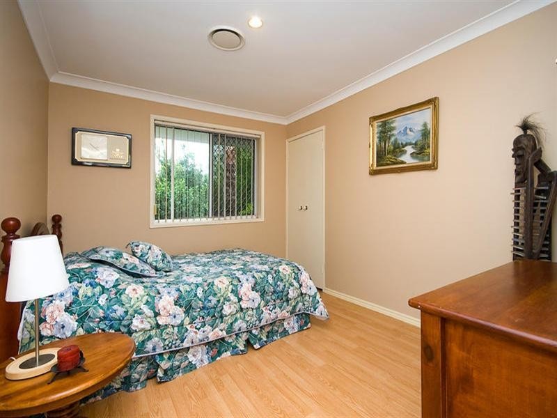 72 Azalea Crescent, Calamvale QLD 4116