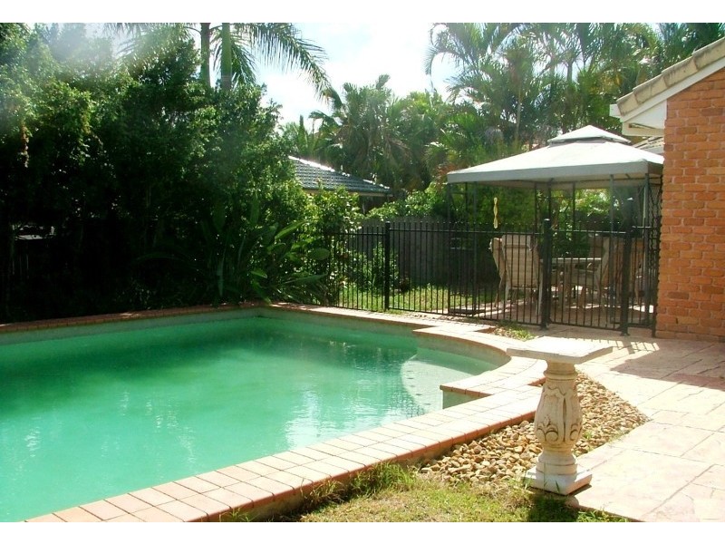 38 Honeysuckle Way, Calamvale QLD 4116