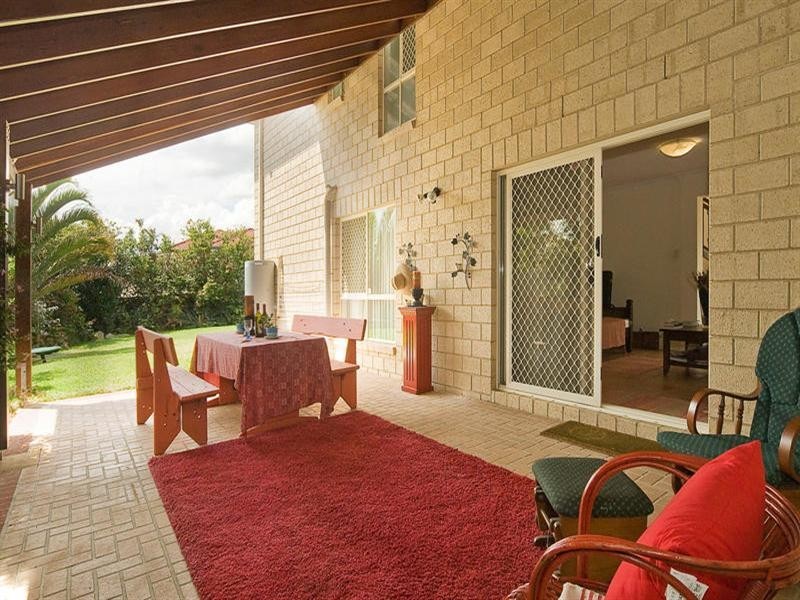 8 Hamersley Place, Parkinson QLD 4115