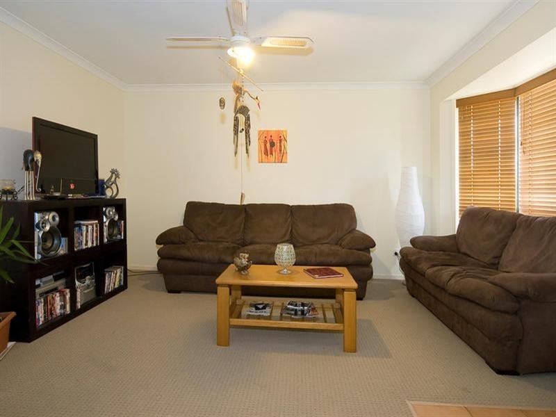 8 Khoo Place, Calamvale QLD 4116