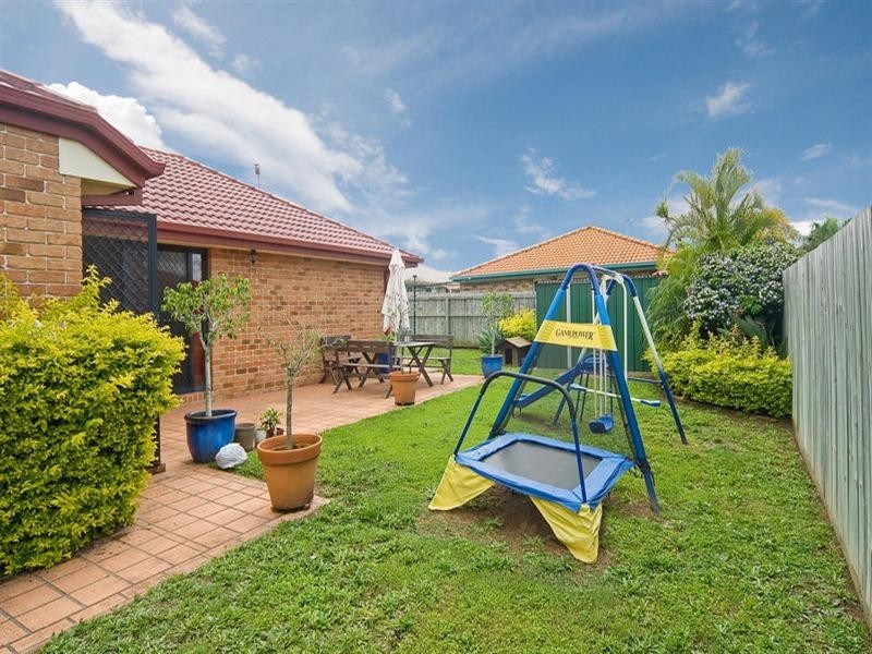8 Khoo Place, Calamvale QLD 4116