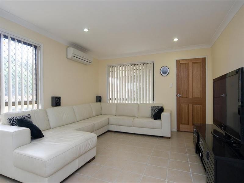 9 CAMBOOYA Street, Sunnybank Hills QLD 4109