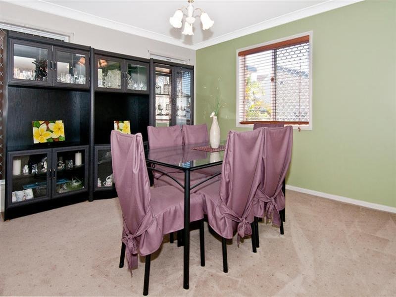 25 Lyrebird Street, Calamvale QLD 4116