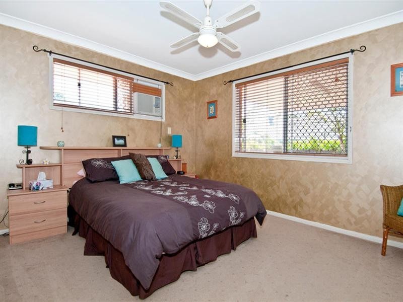 25 Lyrebird Street, Calamvale QLD 4116