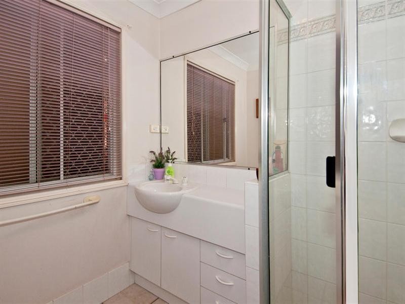 25 Lyrebird Street, Calamvale QLD 4116