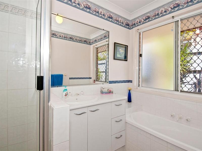 25 Lyrebird Street, Calamvale QLD 4116