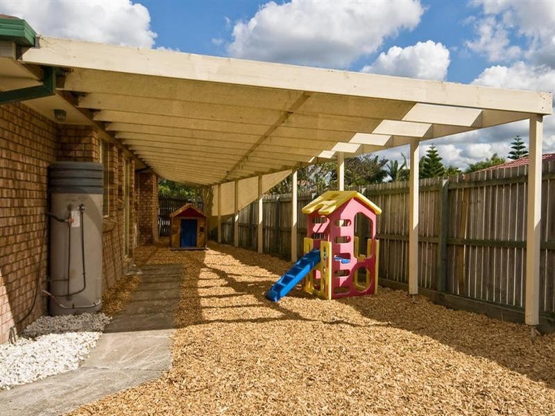 69 Glenfield Street, Parkinson QLD 4115