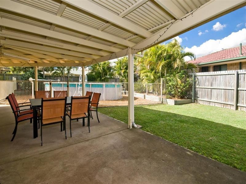 69 Glenfield Street, Parkinson QLD 4115