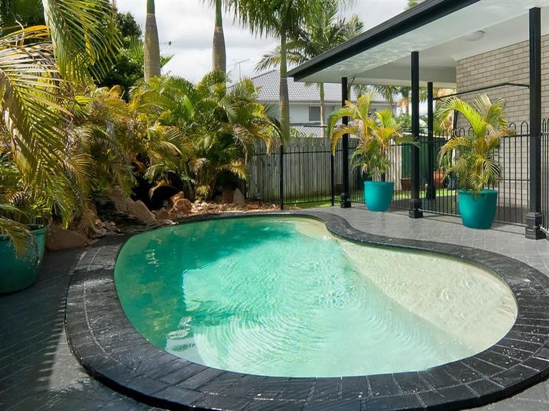 5 Cumberland Place, Parkinson QLD 4115