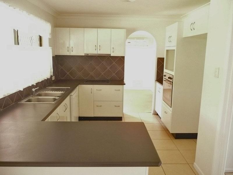 5 Tristania Close, Calamvale QLD 4116