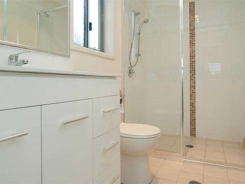 5 Tinaroo Street, Calamvale QLD 4116