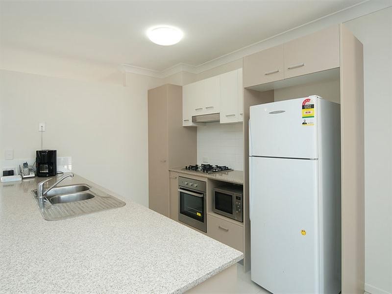 5 Tinaroo Street, Calamvale QLD 4116