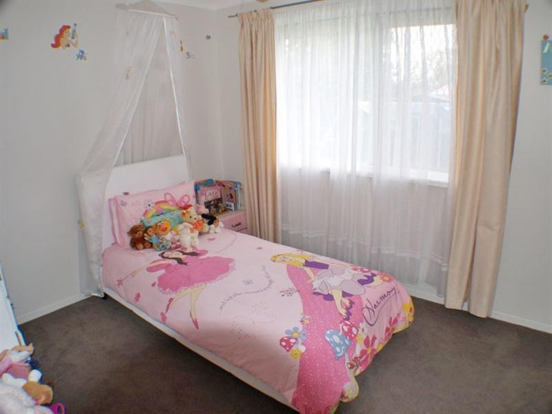 16 Crestone Place, Algester QLD 4115