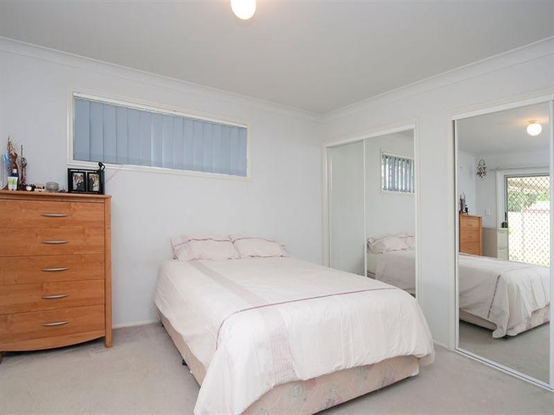 8 Reardon Street, Calamvale QLD 4116