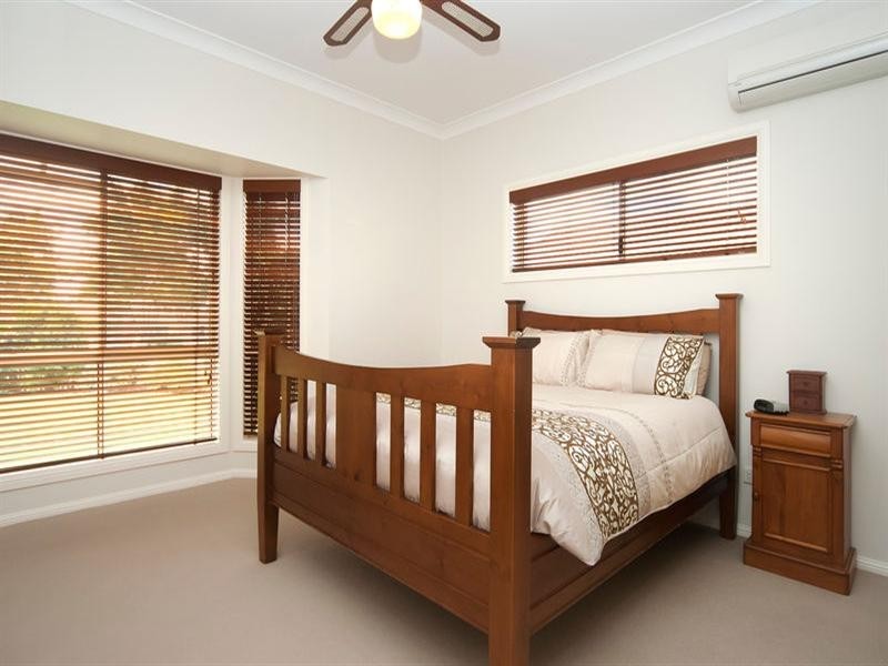 8 Gilgai Close, Parkinson QLD 4115