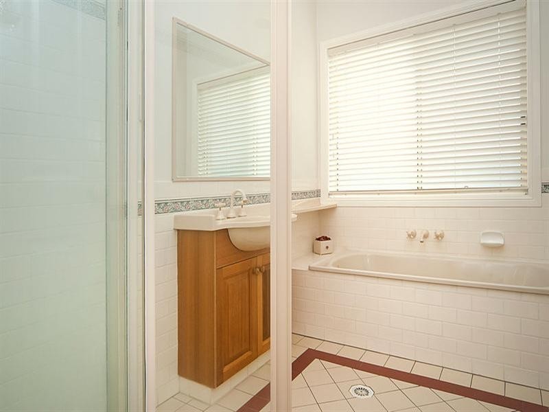 8 Gilgai Close, Parkinson QLD 4115