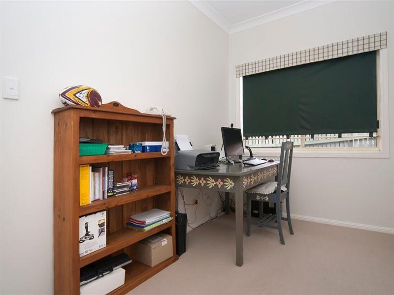 8 Gilgai Close, Parkinson QLD 4115