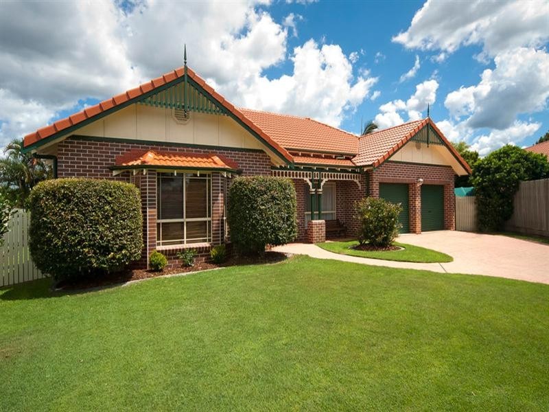 8 Gilgai Close, Parkinson QLD 4115