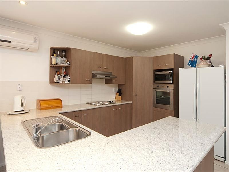 25 Budawang Street, Parkinson QLD 4115