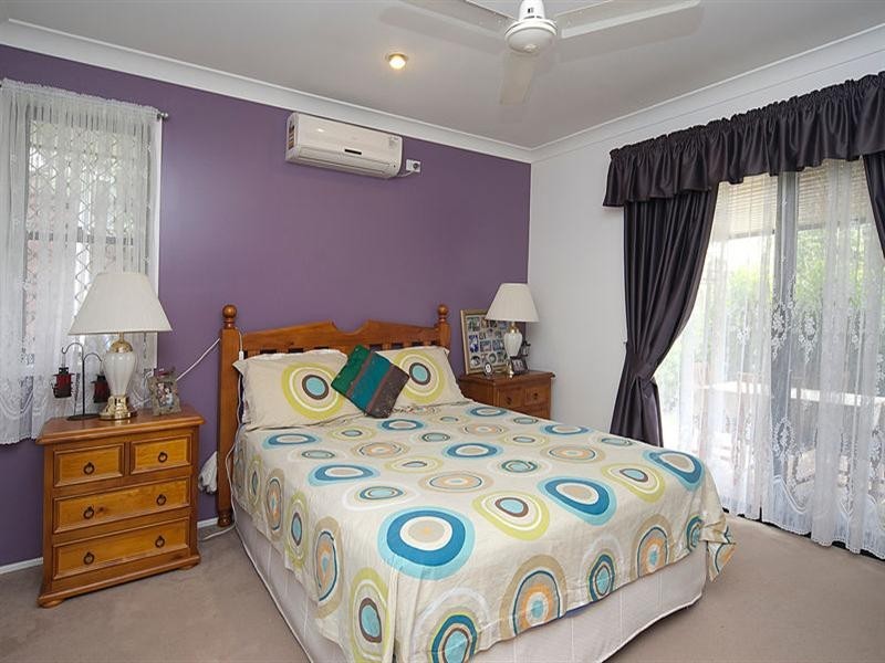 25 Budawang Street, Parkinson QLD 4115