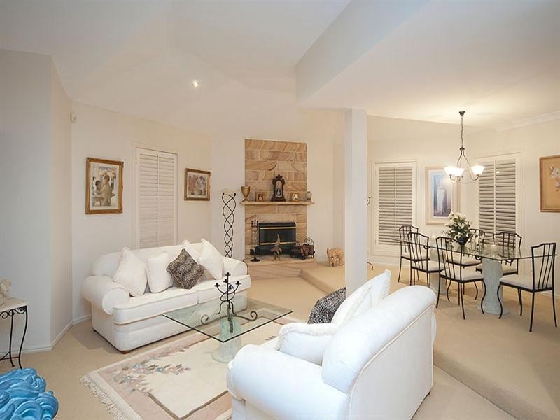 145 Lancaster Circuit, Stretton QLD 4116