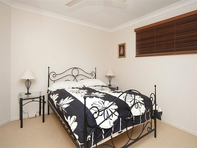 145 Lancaster Circuit, Stretton QLD 4116