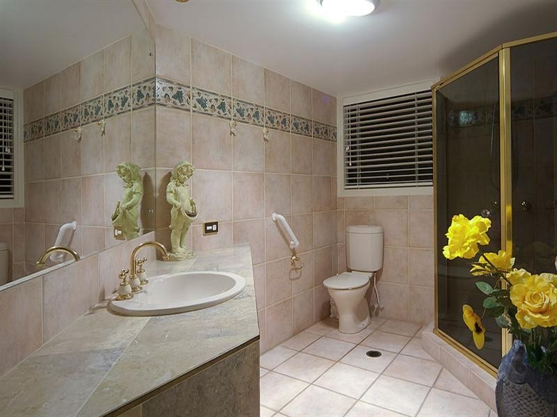 145 Lancaster Circuit, Stretton QLD 4116
