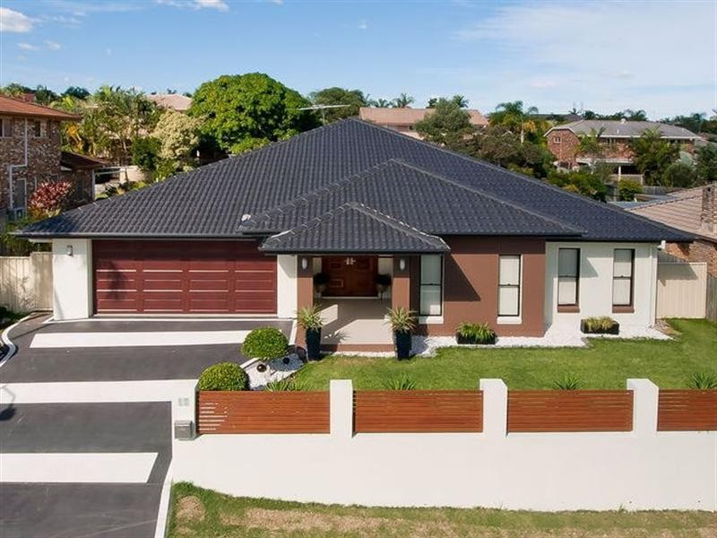 17 CLEVELAND Place, Stretton QLD 4116