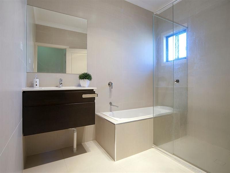 17 CLEVELAND Place, Stretton QLD 4116