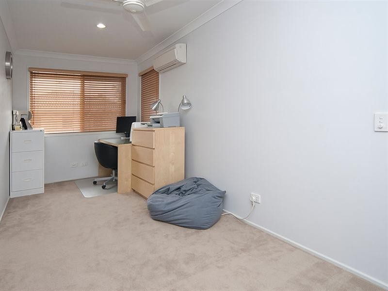 18 Kakadu Street, Parkinson QLD 4115