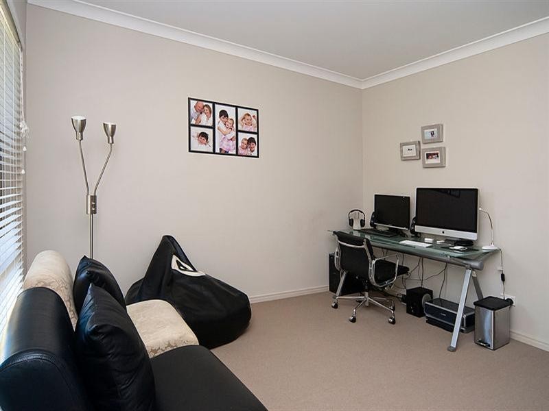 70 Larapinta Circuit, Calamvale QLD 4116