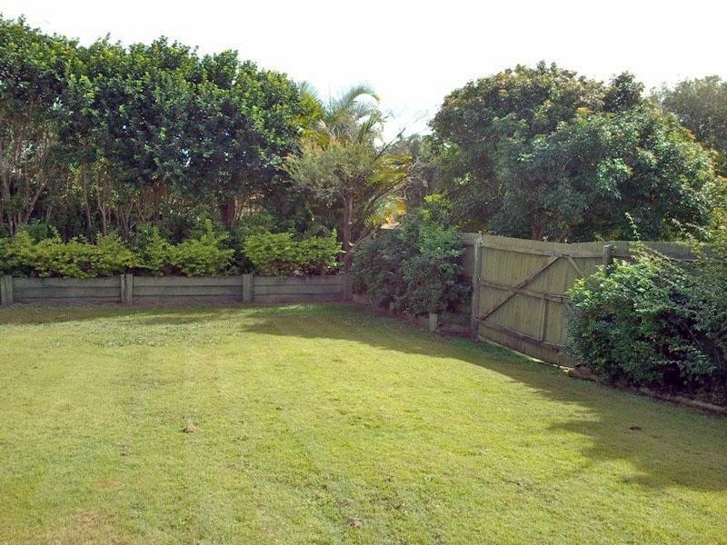 25 Springfield Crescent, Parkinson QLD 4115