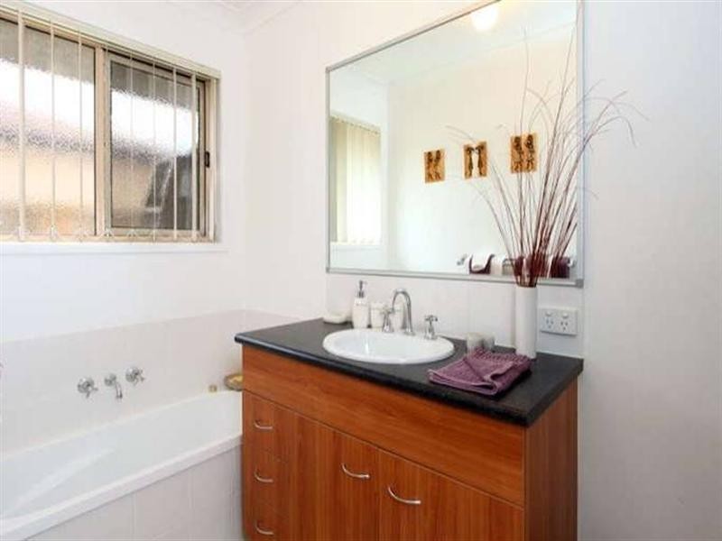 Parkinson QLD 4115