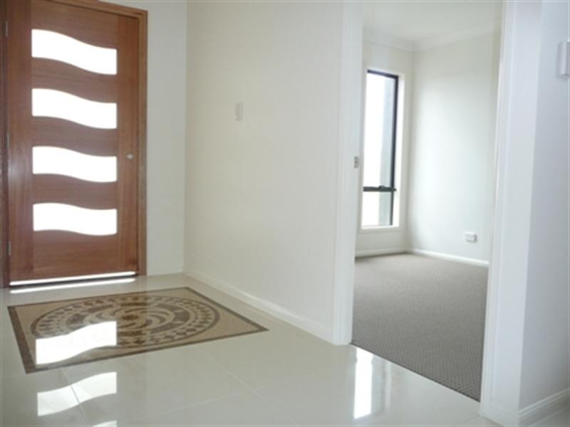 22 Harvey Place, Calamvale QLD 4116