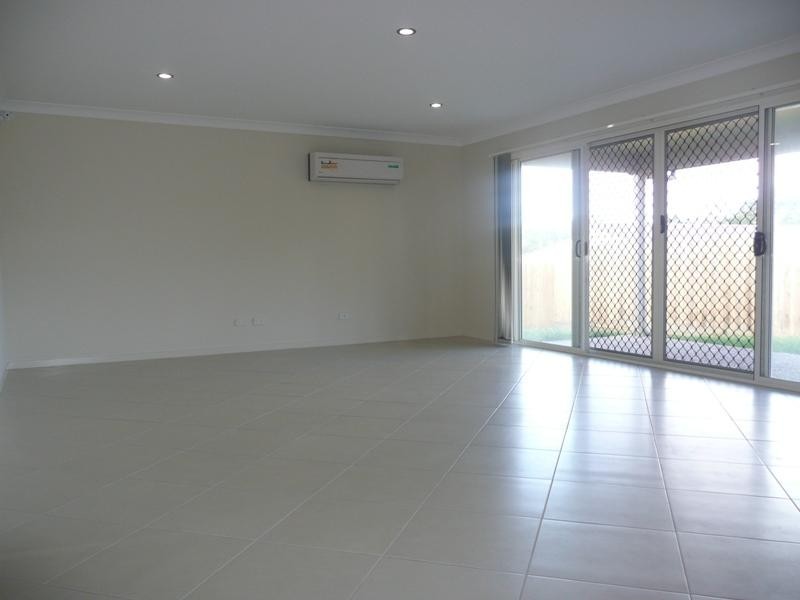 3 Anesbury Street, Doolandella QLD 4077